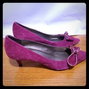 Talbots Womens Cranberry Suede Heels Used S 7.5M